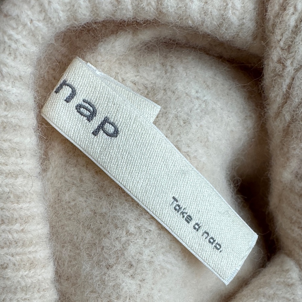 NWOT Nap Raccoon-Wool Yarn Funnel Sweater Cream Size Small - Picture 9 of 16